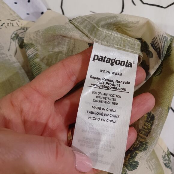 NWT Patagonia Go To Button Up Shirt Yosemite Half Dome Bear Print Size Large - Picture 8 of 9